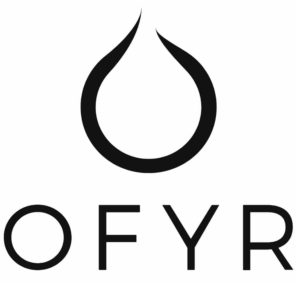 Grill ogrodowy OFYR Island 100 ze stali Corten z blatem roboczym logo Ofyr